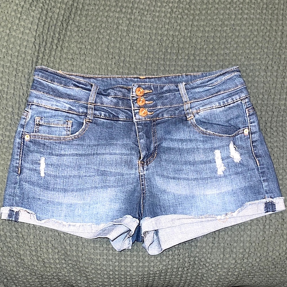 Vanilla Star Denim Shorts